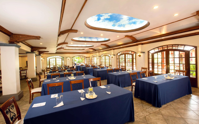 Hotel Rincon de Puembo, BW Signature Collection