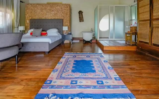 Le Petit Village Hotel & Spa