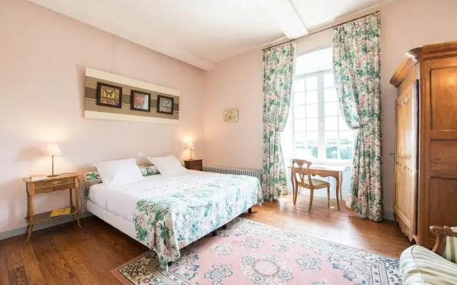 Manoir De Ponsay
