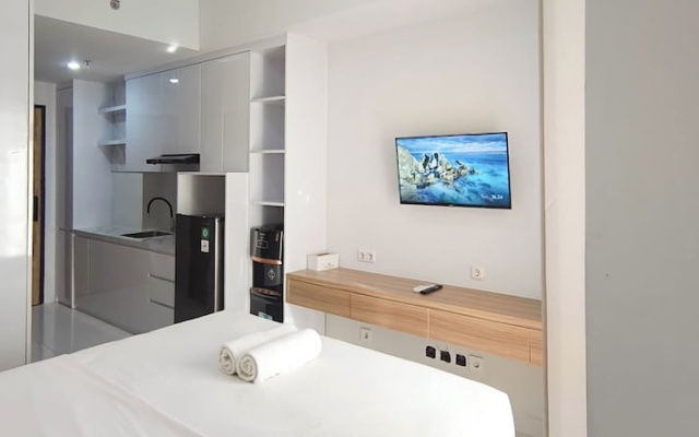 Cozy Ambience Studio At Delft Ciputra Makassar Apartment