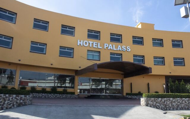 Hotel Palass