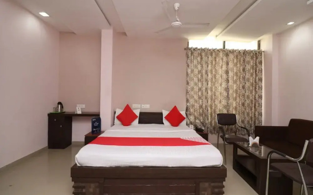OYO 22872 Hotel Shivam Fort View
