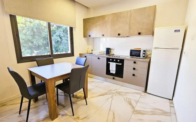 Mimi's Sunny Beach Apartment