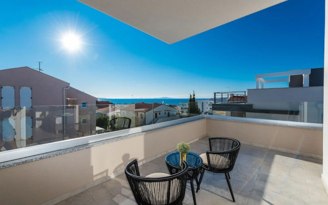 Pool apartments Villa Meteorite