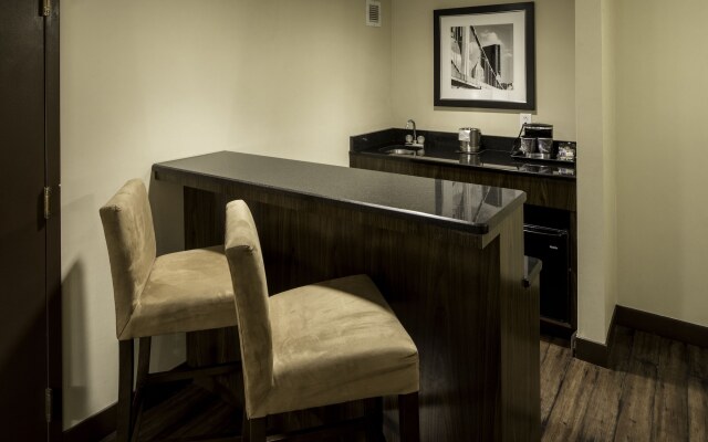 DoubleTree by Hilton Pittsburgh - Cranberry