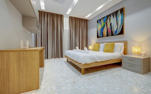Premier Seafront Living: Ultra-luxury in Sliema