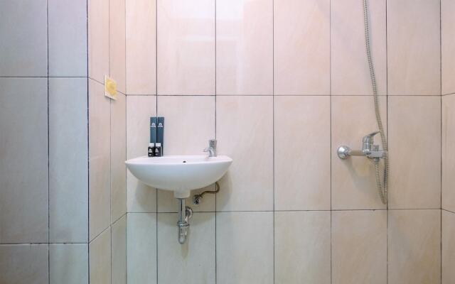 Comfortable Studio Room At Grand Kamala Lagoon Apartment