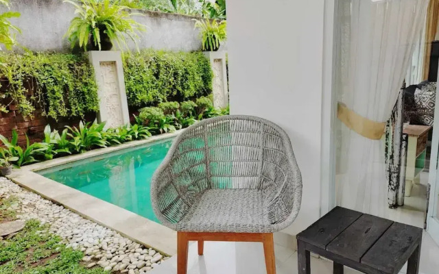 Villa Putih Berawa