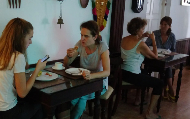 Reds Residency - Homestay