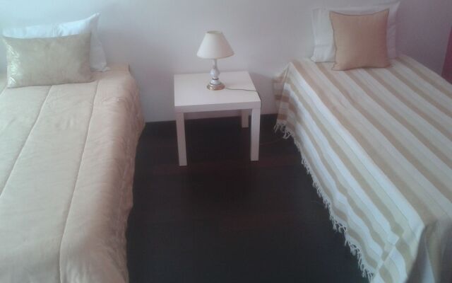 Room-paradise is Real at Vale Martinho R