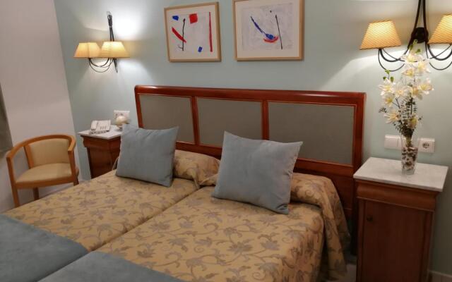 Maestre Hotel