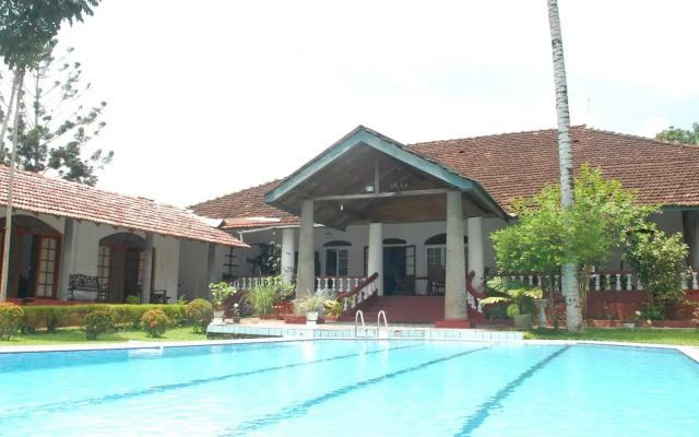 The Bungalow at Pantiya Estate