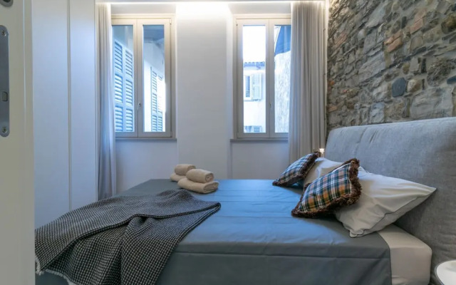 Casa Posta in Como With 1 Bedrooms and 1 Bathrooms