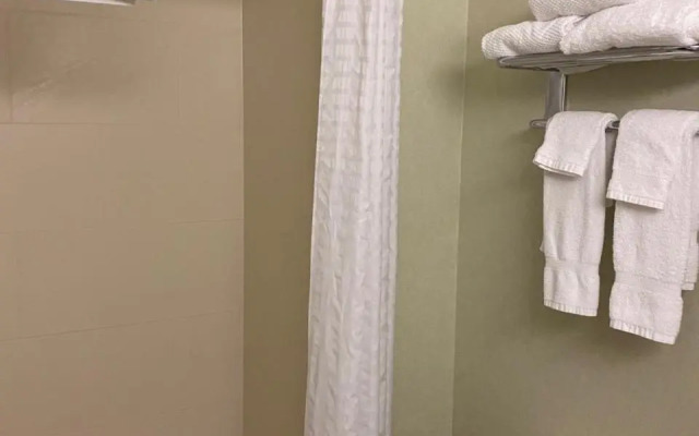 Econo Lodge White River Junction