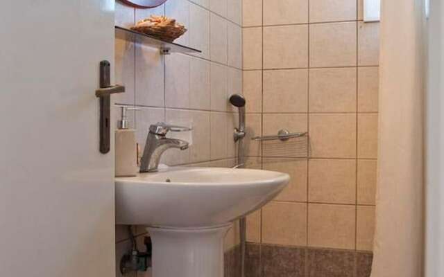 Holiday Home 4 Ananas, Only 70m far From the Beach