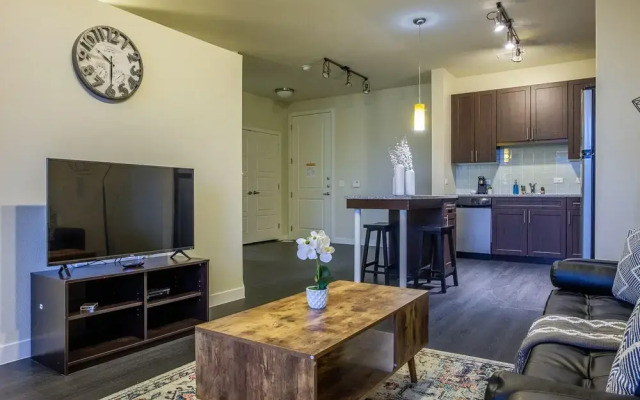 FRONTDESK West 7th District Apts Fort Worth