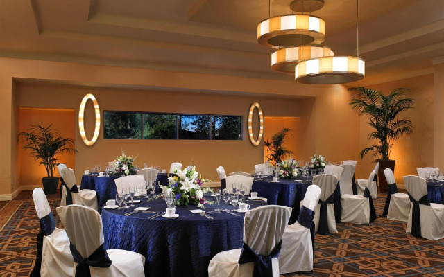 Sheraton Agoura Hills Hotel