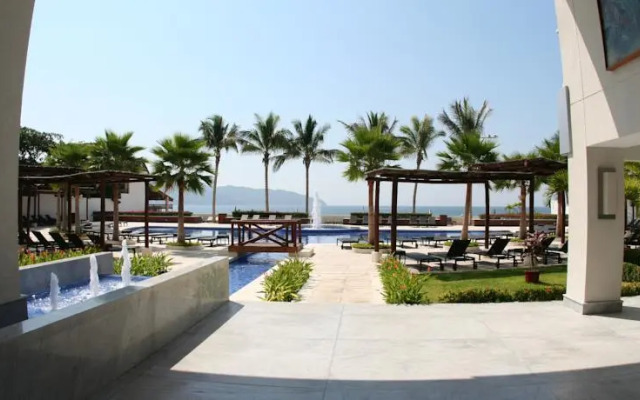 Condominio Marazul