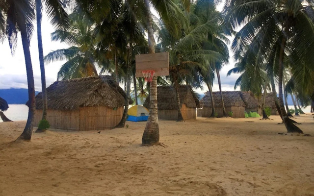 Isla Franklin Cabaña Tubasenika