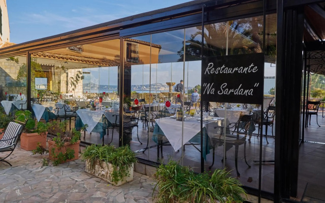 Hotel Petit Cala Fornells