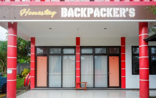 OYO 2718 Backpacker's Homestay Jlegong