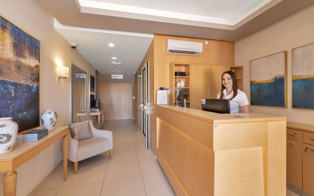 Aparthotel Flora