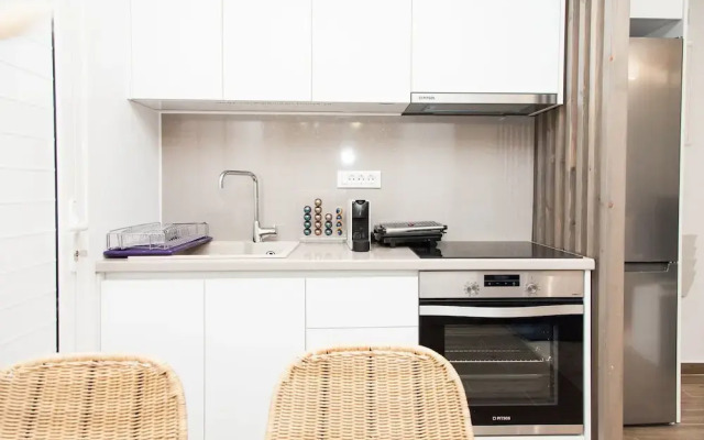 Full renovated adorable apt in Athens