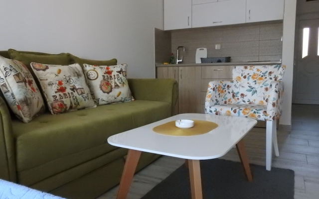 Luna Apartments