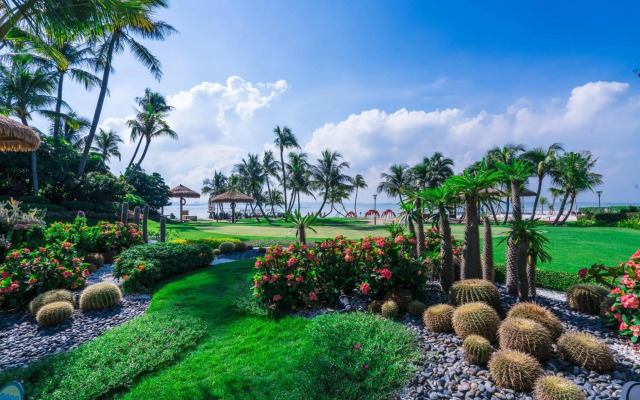 Forest City Marina Hotel