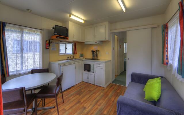 Bright Accommodation Park