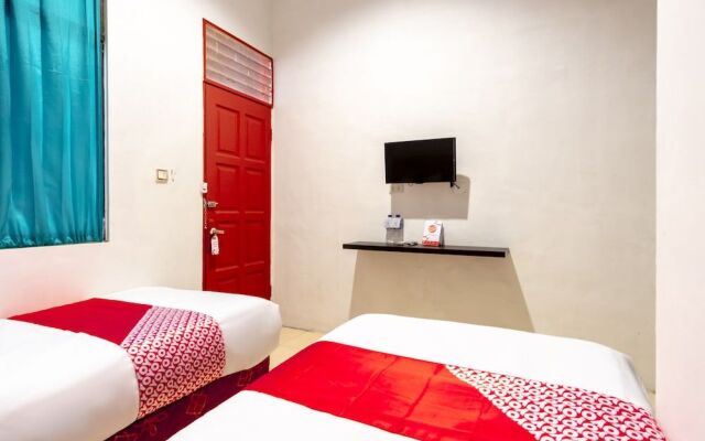 OYO 1364 Pondok Wisata Istana Xi
