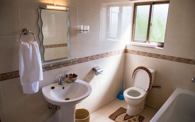 Brubru Lodge