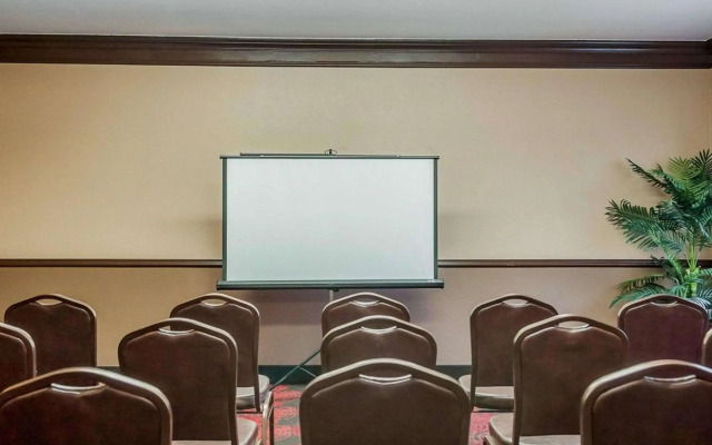 Quality Inn & Suites Albuquerque West