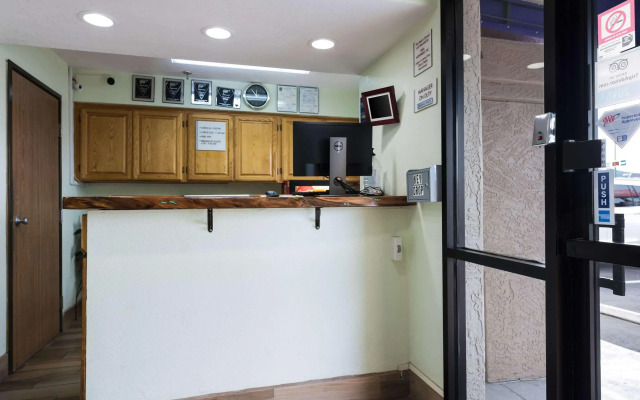Econo Lodge Inn & Suites Williams - Grand Canyon Area