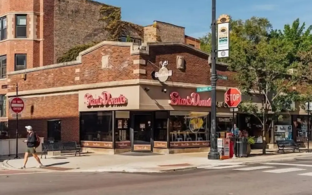 Ideal 1BR Stay - Roscoe 1D