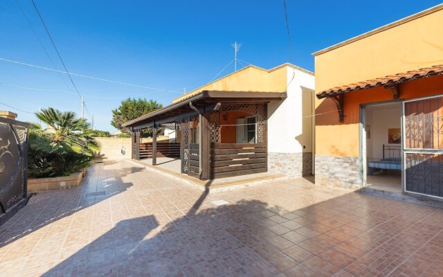 2147 Villa Giulia & Sara