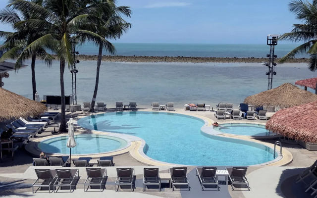 Combo Beach Hotel Samui