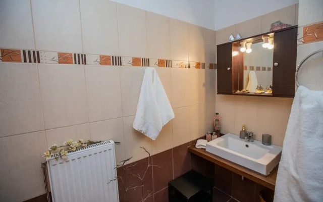 Elisso Apartment