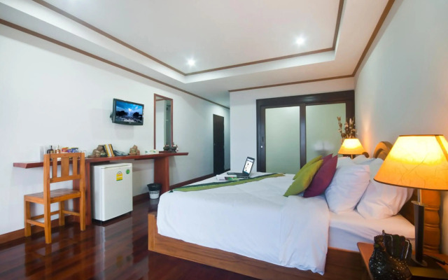 Lipa Bay Resort