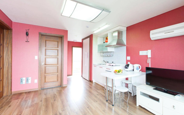 Rothem House