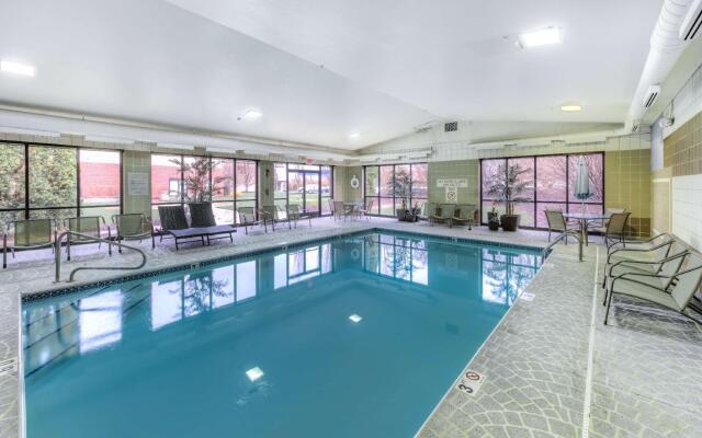 Holiday Inn Express Akron NW - Fairlawn by IHG