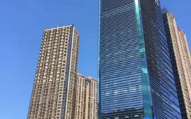 Tata Apartment Hotel (Shenzhen Shenda Metro Station)