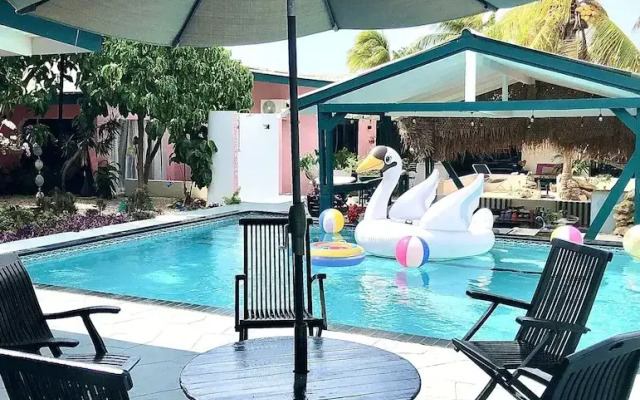 THUISHAVEN adults-only boutique resort