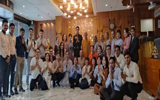 RG Exclusive Hotel-Akola