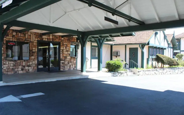 Best Whittier Inn