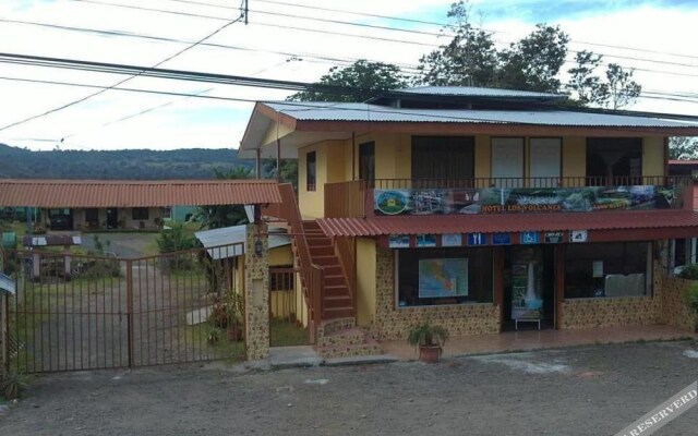 Hotel Los Volcanes Río Celeste