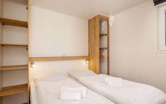 Cozy Chalet w/ Pool Access