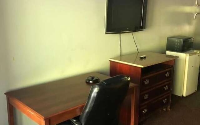 Scottish Inns Locust Grove