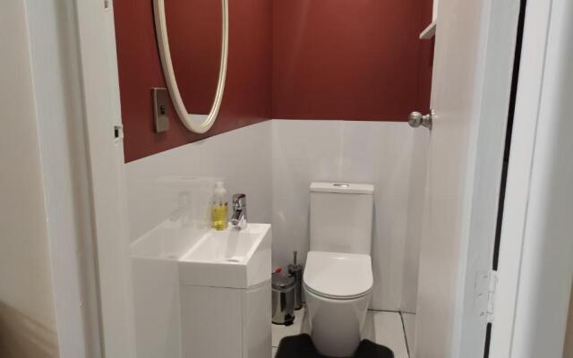 City Centre Superior Villa 3 large Double bedrooms