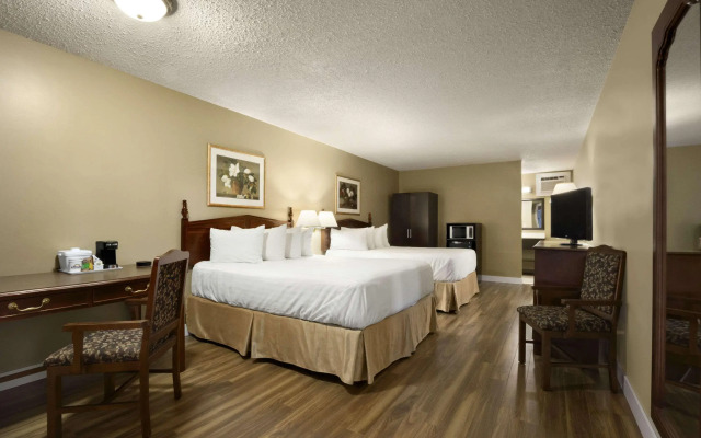 Days Inn by Wyndham Vernon